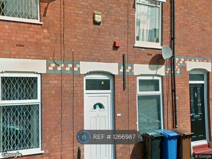 2 Bedroom Terraced House To Rent In Cheviot Close, Stockport SK4