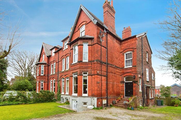 2 Bedroom Flat For Sale In Shrewsbury Road, Prenton, Merseyside, CH43