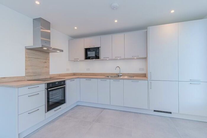 2 Bedroom Apartment To Rent In Denchworth Road, Grove, OX12