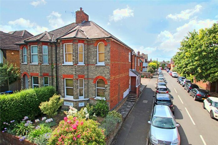 1 Bedroom Flat To Rent In Eastworth Road, Chertsey, Surrey, KT16