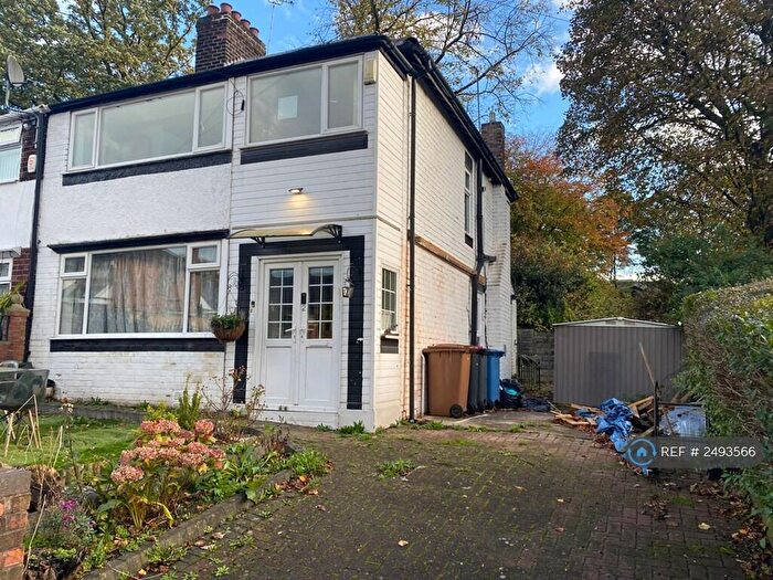 3 Bedroom Semi-Detached House To Rent In Castlemoor Avenue, Salford, M7