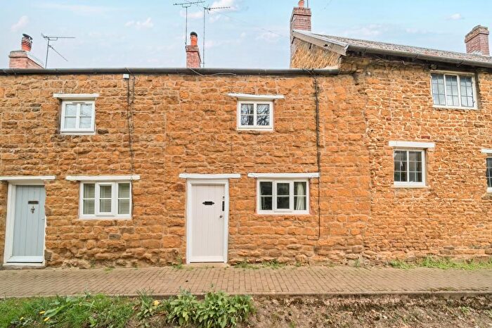 2 Bedroom Terraced House For Sale In Great Bourton, Oxfordshire, OX17