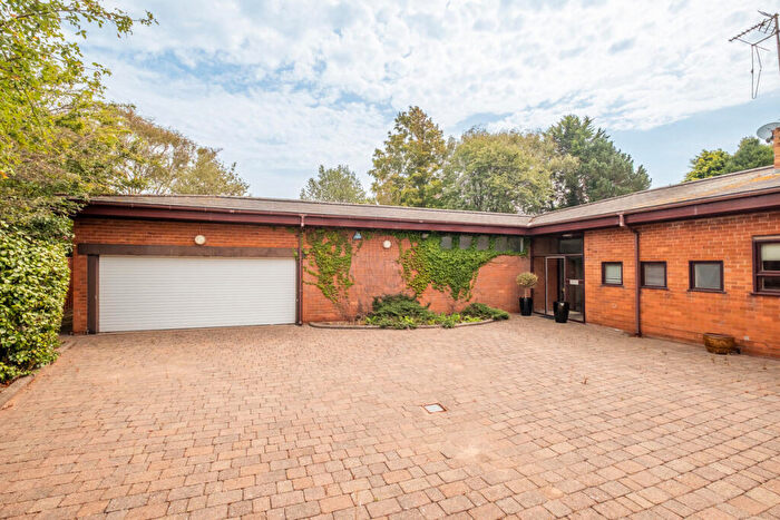 3 Bedroom Detached House For Sale In Kintour Road, Lytham St. Annes, FY8