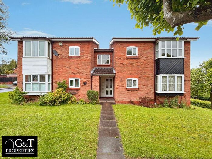 1 Bedroom Flat For Sale In Ragees Road, Kingswinford, DY6