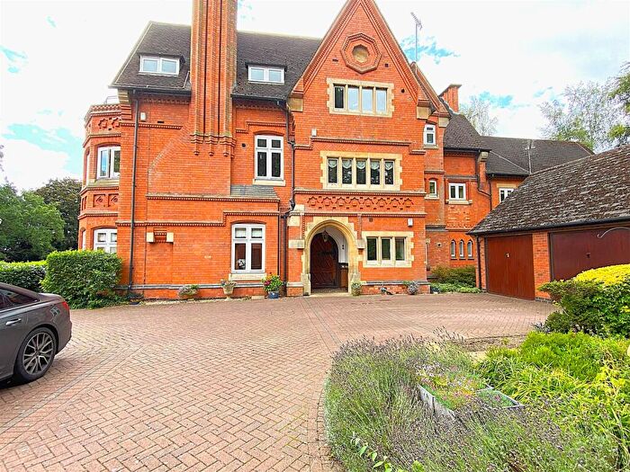 2 Bedroom Apartment For Sale In Acorn Close, Birstall, LE4