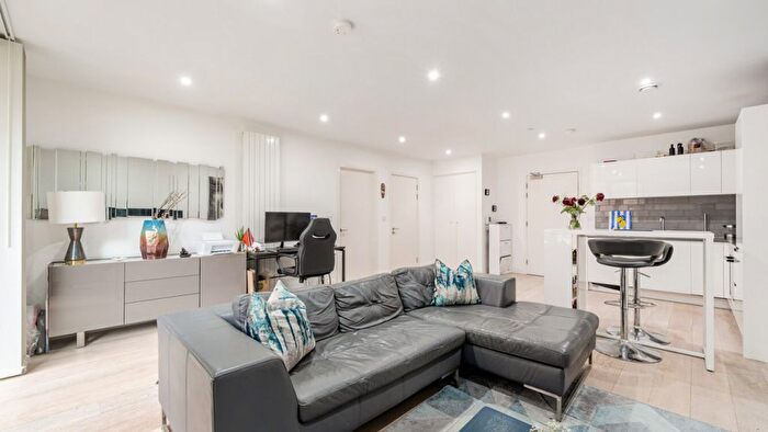 1 Bedroom Flat For Sale In London Tp, London, E16