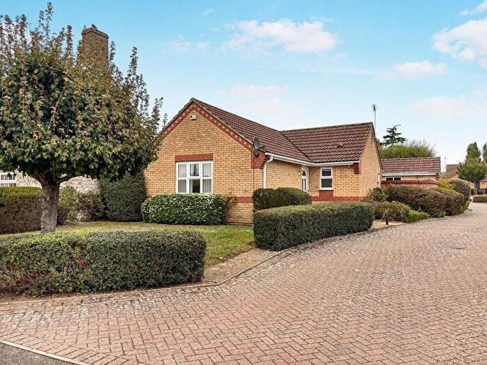 2 Bedroom Detached Bungalow For Sale In The Paddocks, Lakenheath, IP27