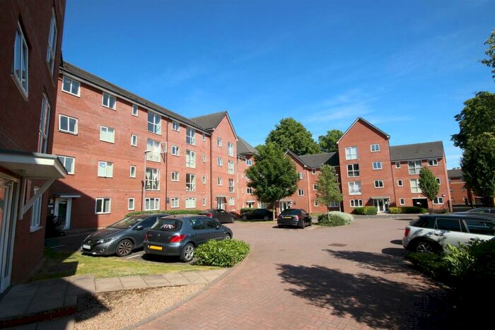 2 Bedroom Apartment To Rent In Springmeadow Road, Birmingham, B15