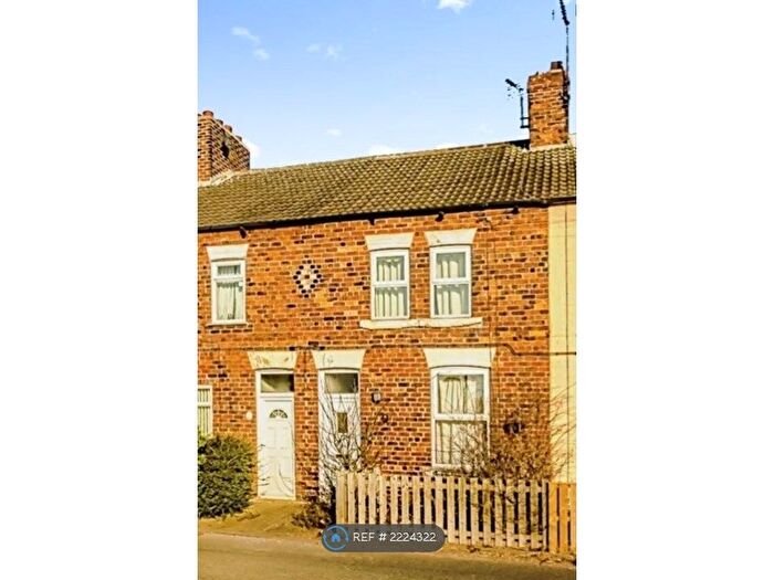3 Bedroom Terraced House To Rent In Crossley Street, New Sharlston, Wakefield, WF4
