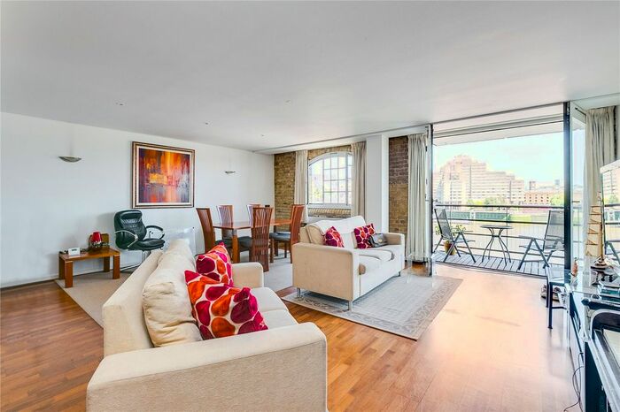 3 Bedroom Flat To Rent In Butlers Wharf Building, Shad Thames, London, SE1