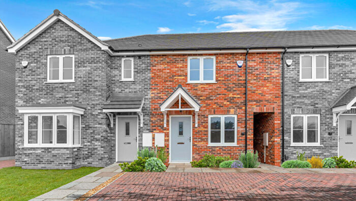 3 Bedroom Terraced House For Sale In Clover Lane, Healing, Grimsby, DN41