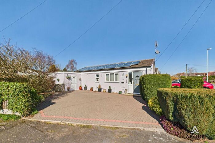 2 Bedroom Detached Bungalow For Sale In Ashtree Road, Barton Under Needwood, Burton-On-Trent, DE13