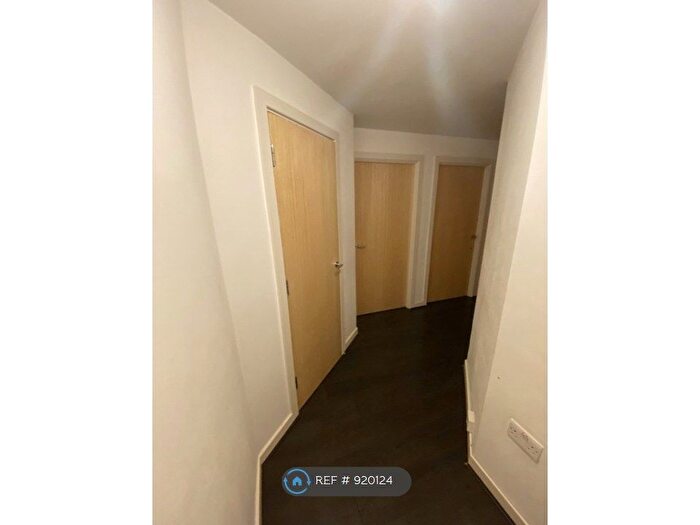 2 Bedroom Flat To Rent In Runnel Court, Barking, IG11
