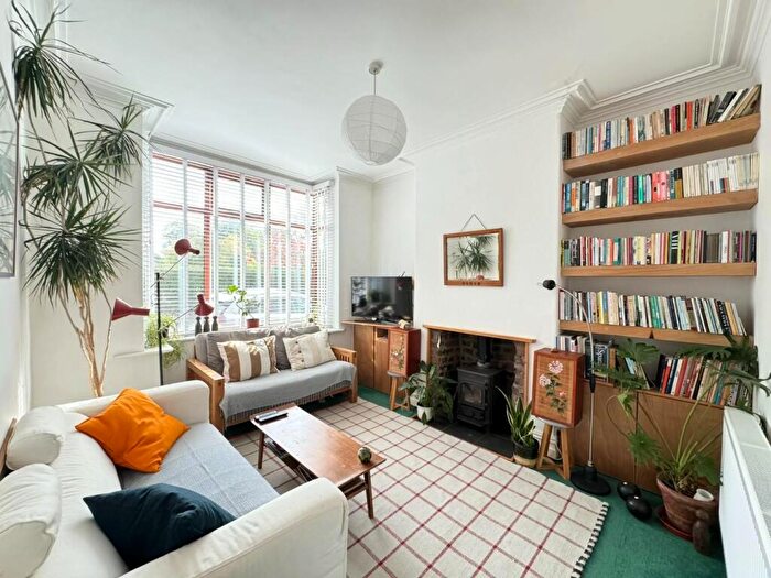 3 Bedroom Terraced House For Sale In York Avenue, Whalley Range, M16