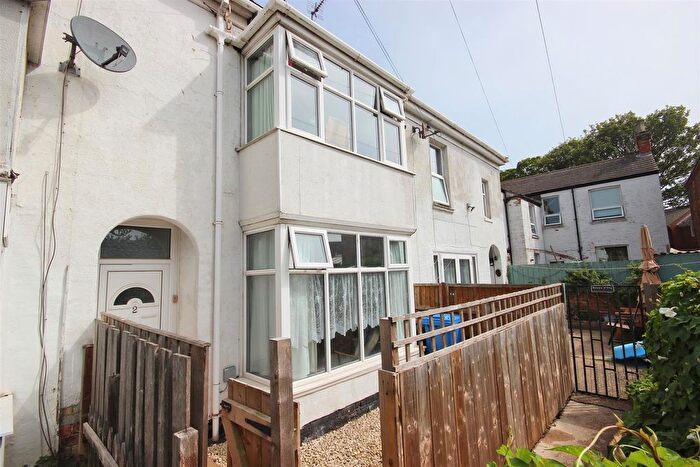 3 Bedroom Terraced House For Sale In South Terrace, Hornsea, HU18