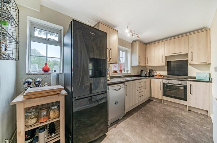 3 Bedroom Terraced House For Sale In Copse Road, Haslemere, GU27