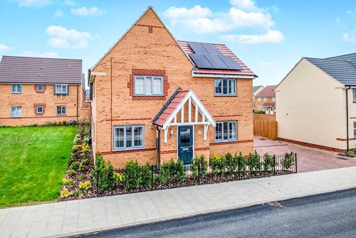 4 Bedroom House To Rent In Duke Road, Corby, NN17