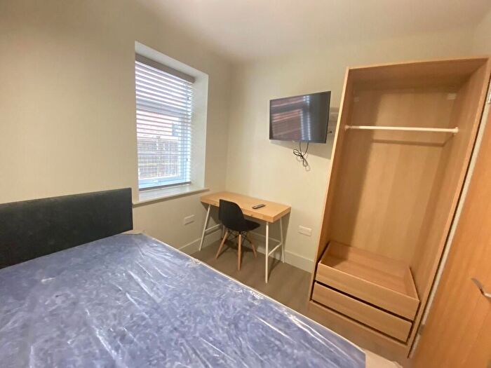 2 Bedroom Apartment To Rent In Flat, William Road, West Bridgford, Nottingham, NG2