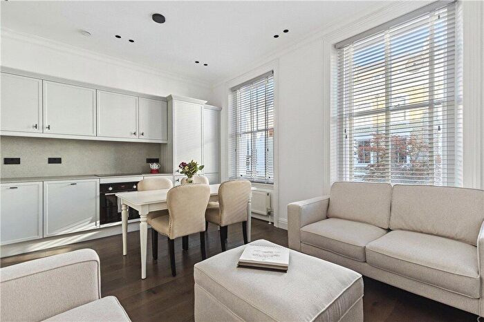 2 Bedroom Apartment To Rent In Ifield Road, Chelsea, London, SW10