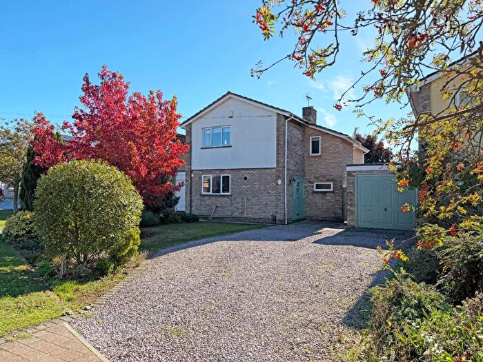 3 Bedroom Detached House For Sale In Church Drive, Orton Waterville, Peterborough, PE2