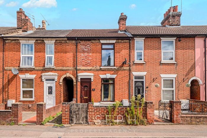 2 Bedroom Terraced House For Sale In Bramford Lane, Ipswich, IP1