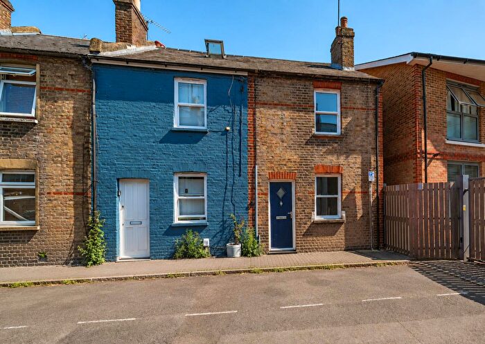 2 Bedroom House For Sale In Bridgewater Terrace, Windsor, SL4