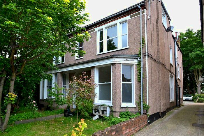 1 Bedroom Flat To Rent In Cambridge Road, Bromley, BR1