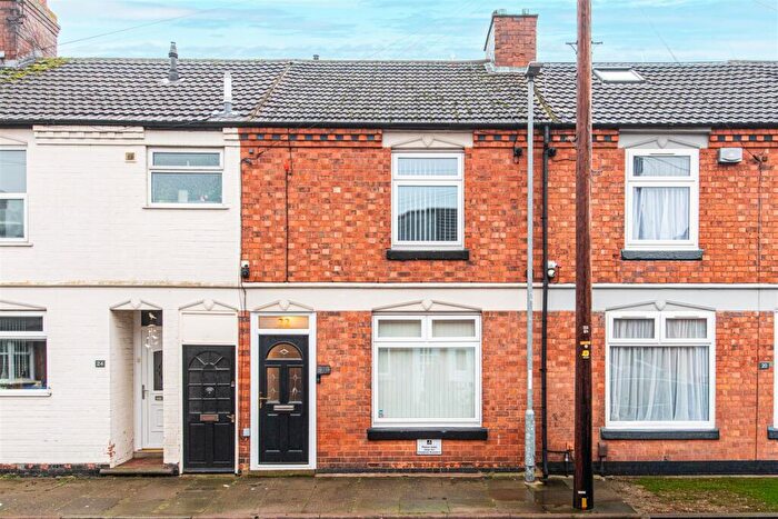 3 Bedroom Terraced House For Sale In Cambridge Street, Kettering, NN16