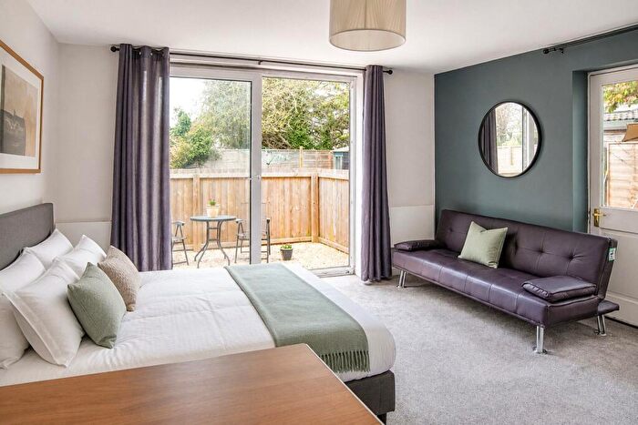 1 Bedroom Apartment To Rent In Pine Grove, Filton, Bristol, BS7