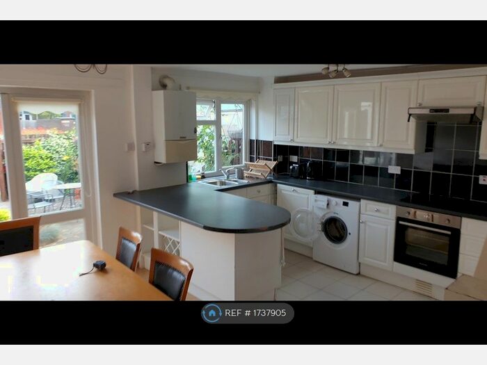 4 Bedroom Terraced House To Rent In Pownall Road, London, E8