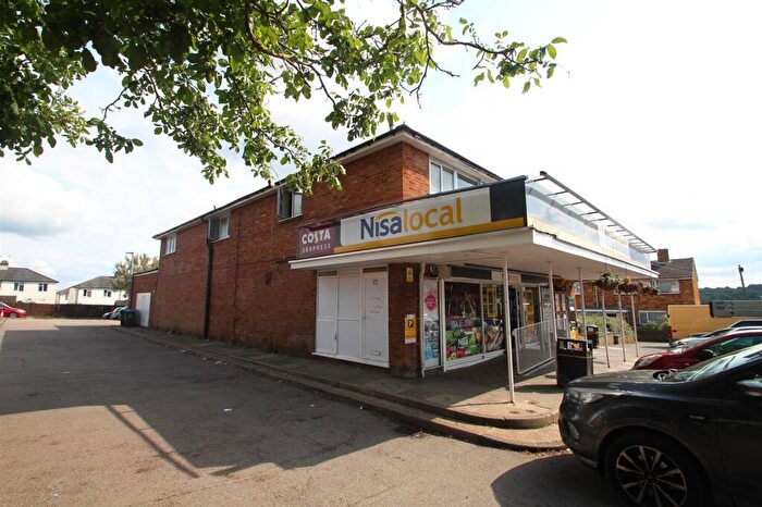2 Bedroom Flat To Rent In Crabtree Lane, Hemel Hempstead, HP3