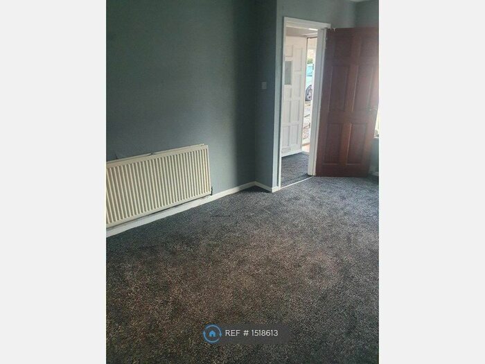 2 Bedroom Semi-Detached House To Rent In Bradford, Bradford, BD18