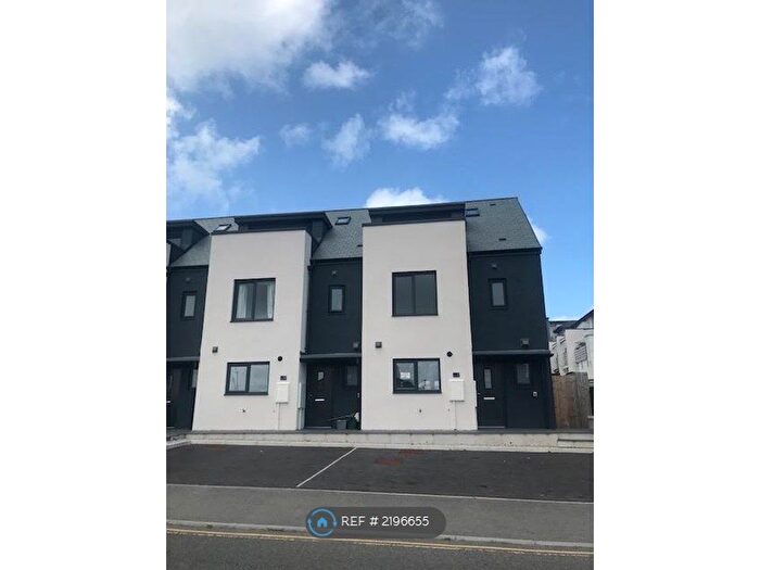 4 Bedroom Terraced House To Rent In Sandy Lodge Corner, Newquay Cornwall, TR7