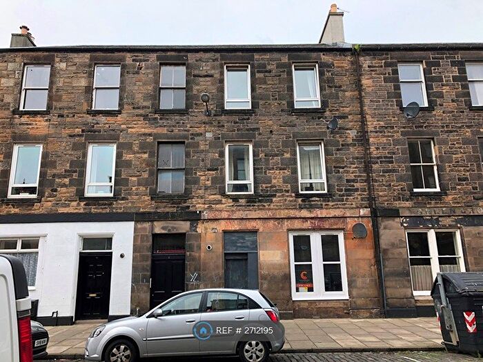 2 Bedroom Flat To Rent In Trafalgar Street, Edinburgh, EH6