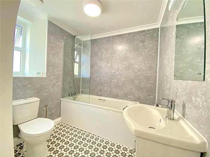 1 Bedroom Flat To Rent In Cotham Grove, Bristol, BS6