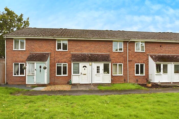 2 Bedroom Terraced House For Sale In Ferndale, Hedge End, SO30