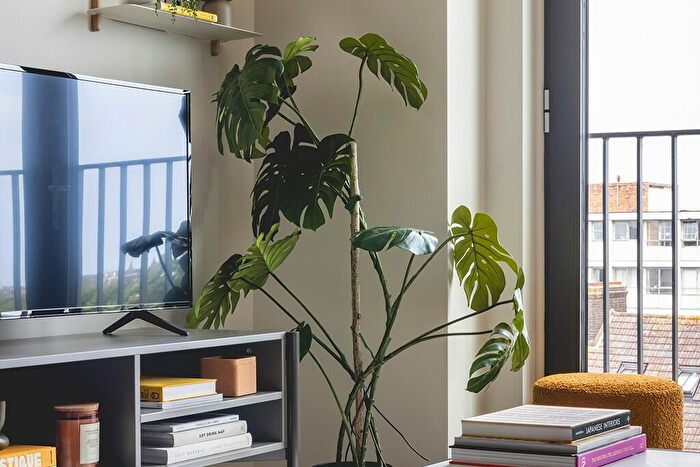 1 Bedroom Apartment To Rent In Ethel Street, Hove, East Sussex, BN3