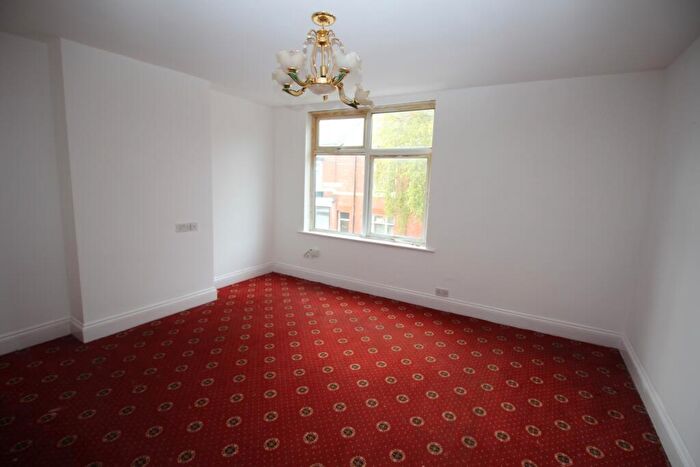 3 Bedroom Flat To Rent In Dashwood Road, Leicester, LE2