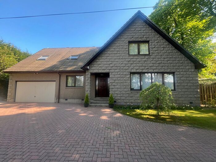 5 Bedroom Detached House For Sale In High Street, Laurencekirk, AB30