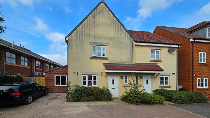 6 Bedroom House To Rent In John Saint Quinton Close, Stoke Gifford, Bristol, BS34
