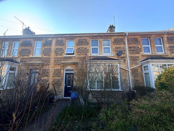 3 Bedroom Property To Rent In Canterbury Road, Bath, BA2