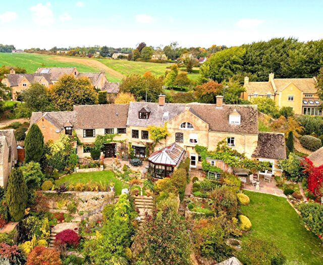 4 Bedroom Semi-Detached House For Sale In Chapel Lane, Blockley, Moreton-in-Marsh, Gloucestershire., GL56