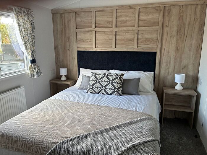 2 Bedroom Park Home For Sale In Ashbourne Heights Country Amp; Leisure Park, Fenny Bentley Ashbourne, DE6
