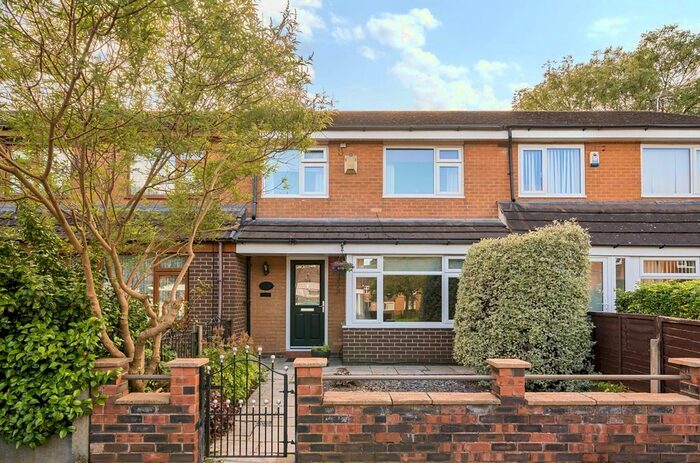 3 Bedroom Terraced House For Sale In Dryad Close, Swinton, Manchester, M27
