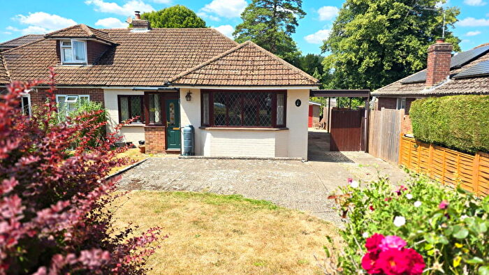 3 Bedroom Semi-Detached Bungalow For Sale In Ash Grove, Kingsclere, Newbury, RG20