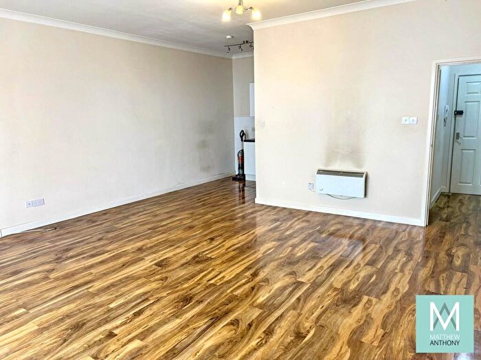 Studio To Rent In Montague Street, Worthing, BN11