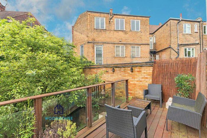 2 Bedroom Flat To Rent In Ingham Road, London, NW6