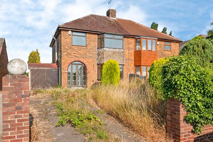 3 Bedroom Semi Detached House For Sale In Clayton Lane, Thurnscoe, Rotherham, S63