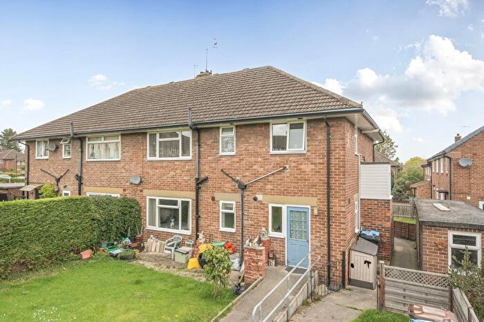 2 Bedroom Flat For Sale In Woodfield Drive, Harrogate, HG1