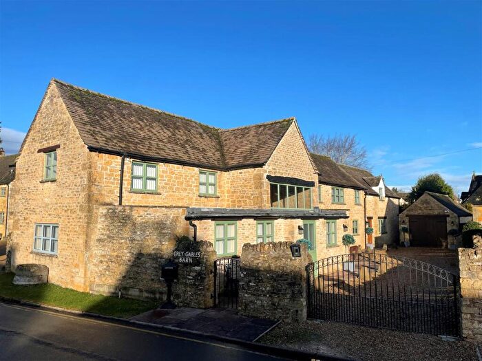 5 Bedroom Detached House For Sale In Letch Lane, Bourton-on-the-Water, Cheltenham, GL54